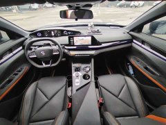 Changan UNI-V 1.5T sports version - фото 10