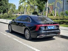 Hongqi H5 2.0T automatic smart connected flag version - фото 9