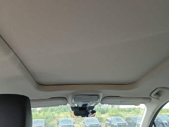 Hongqi HS7 PHEV 2.0T PHEV four-wheel drive Qichang version 7 seats - фото 18