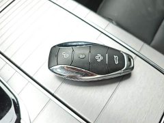Hongqi HS7 PHEV 2.0T PHEV four-wheel drive Qichang version 6 seats - фото 9
