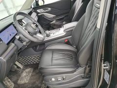 Hongqi HS7 PHEV 2.0T PHEV four-wheel drive Qichang version 7 seats - фото 14
