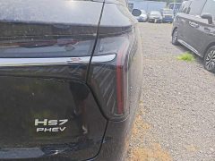 Hongqi HS7 PHEV 2.0T PHEV four-wheel drive Qichang version 7 seats - фото 8