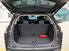 Hongqi HS7 PHEV 2.0T PHEV four-wheel drive Qichang version 6 seats - фото 19