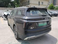 Hongqi HS7 PHEV 2.0T PHEV four-wheel drive Qichang version 7 seats - фото 5