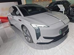 Hongqi EH7 640 four-wheel drive smart version - фото 4