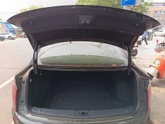 Hongqi E-QM5 2023 basic travel version - фото 19