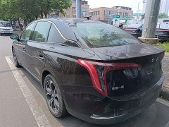 Hongqi E-QM5 2023 basic travel version - фото 5