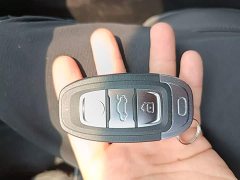 Hongqi E-QM5 2023 basic travel version - фото 9