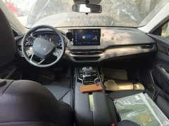 Hongqi E-QM5 2023 basic travel version - фото 10