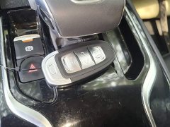 Hongqi E-QM5 2023 basic travel version - фото 9