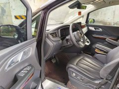 Hongqi HQ9 PHEV 2.0T four-wheel drive luxury version - фото 16