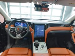 Hongqi HS7 PHEV 2.0T PHEV four-wheel drive flag collar version 6 seats - фото 10