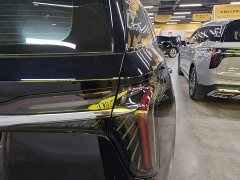 Hongqi HS7 PHEV 2.0T PHEV four-wheel drive Qichang version 6 seats - фото 8