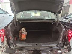 Hongqi H5 PHEV 170 super hybrid version - фото 19