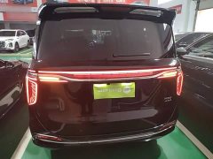 Hongqi HQ9 PHEV 2.0T AWD Business Edition - фото 6