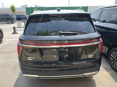 Hongqi HS7 PHEV 2.0T PHEV four-wheel drive Qichang version 7 seats - фото 6