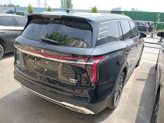 Hongqi HS7 PHEV 2.0T PHEV four-wheel drive Qichang version 7 seats - фото 7