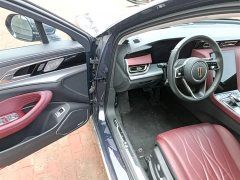 Hongqi H5 2.0T automatic smart connected flag version - фото 16