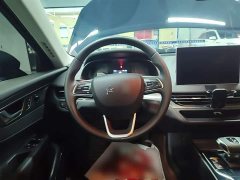 Hongqi E-QM5 facelift basic travel version - фото 11