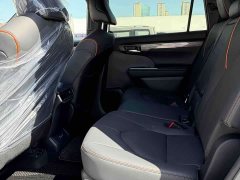 Toyota Crown Lufang 2024 2.5L HEV four-wheel drive premium version - фото 6