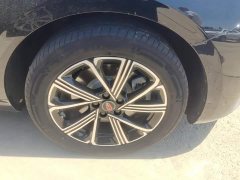 Hongqi H5 PHEV 170 Ultra Hybrid Edition - фото 6