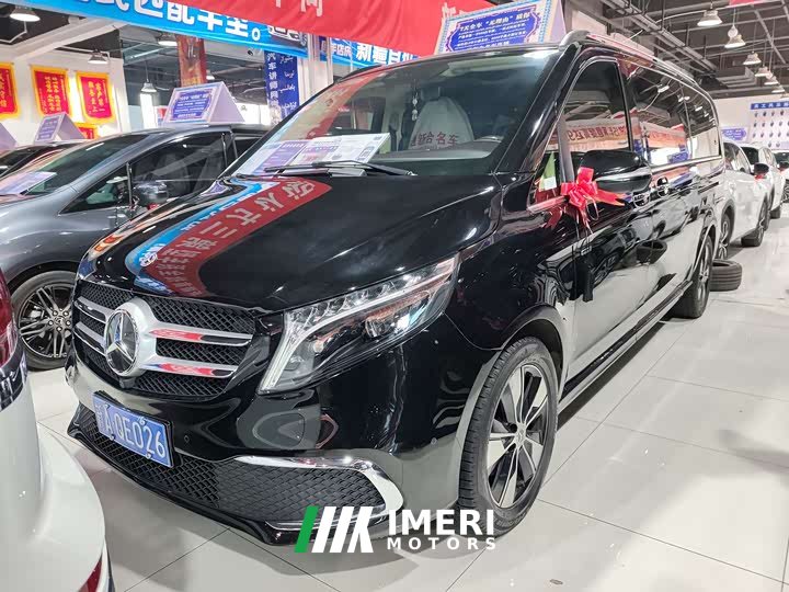 Mercedes-Benz V-Class 2021 V 260 L Long Wheelbase Premium Edition - автомобиль из Китая