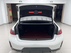 BMW 3 Series 320Li M Sport Package - фото 20