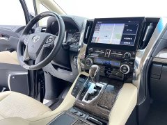 Toyota Wilfa 2021 Crown Dual Engine 2.5L HV Premium Edition - фото 16