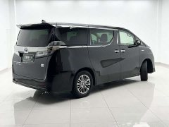 Toyota Wilfa 2021 Crown Dual Engine 2.5L HV Premium Edition - фото 4