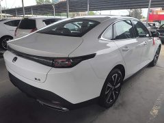 Changan Eado 2025 Blue Whale 1.5T 500Bar Premium Type - фото 7