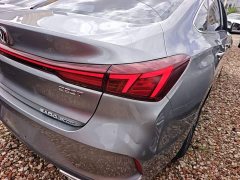 Changan CS75PLUS 1.5T automatic premium - фото 8