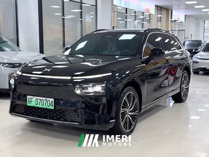 Xpeng G9 702 Pro - автомобиль из Китая