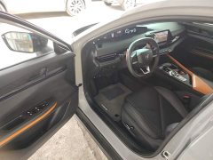 Changan UNI-V 2022 1.5T premium - фото 15