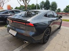 Changan UNI-V 2022 1.5T premium - фото 7