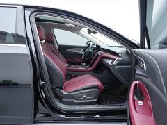Hongqi H5 2024 2.0T Automatic Zhilian Qichang Edition - фото 12
