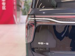 Hongqi HQ9 PHEV 2.0T AWD Business Edition - фото 18