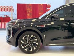 Hongqi HS7 PHEV 2.0T PHEV four-wheel drive Qichang version 7 seats - фото 3