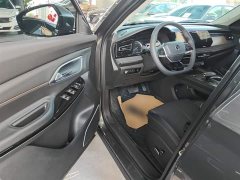 Hongqi H9 2.0T Qichang Luxury Business Edition - фото 16