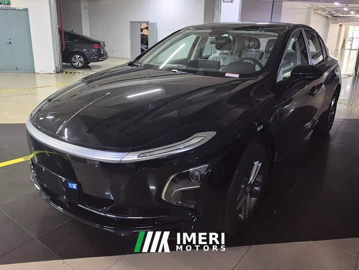 Hongqi E-QM5 2025 500km travel version - автомобиль из Китая