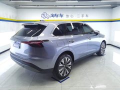 Hongqi HS6 PHEV 2026 220 four-wheel drive smart hybrid version - фото 3