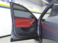 Hongqi HS6 PHEV 2026 220 four-wheel drive smart hybrid version - фото 7