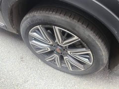 Hongqi HS5 2022 facelift 2.0T Zhilian Qixiang four-wheel drive version - фото 6
