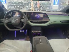 Hongqi EH7 2025 690 Smart Select Edition - фото 12