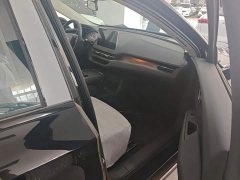 Hongqi E-QM5 610km PLUS - фото 8
