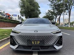 Changan UNI-V 1.5T premium - фото 2