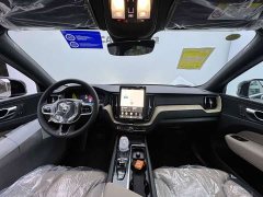 Volvo XC60 B5 four-wheel drive Zhiyuan Deluxe Edition - фото 16