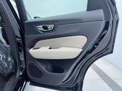 Volvo XC60 B5 four-wheel drive Zhiyuan Deluxe Edition - фото 18