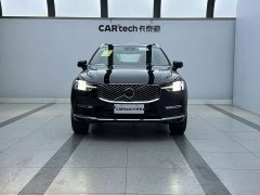 Volvo XC60 B5 four-wheel drive Zhiyuan Deluxe Edition - фото 3