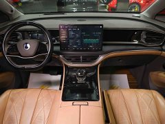 Denza D9 DM-i 970 four-wheel drive flagship - фото 10