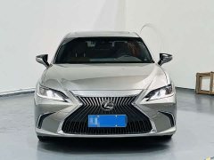 Lexus ES 200 Edition - фото 2